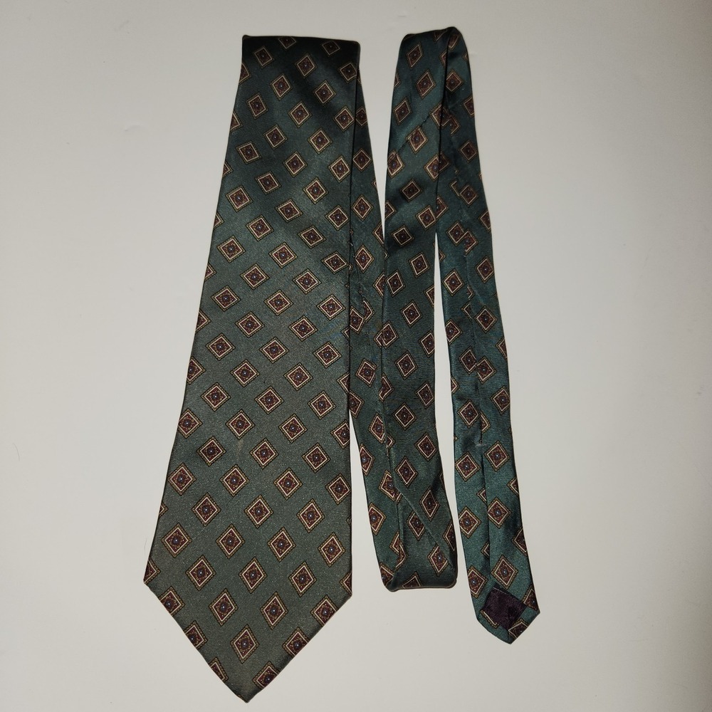 Royal Club Men's Necktie Dark Green with Geometric Accents 100% Italian Silk